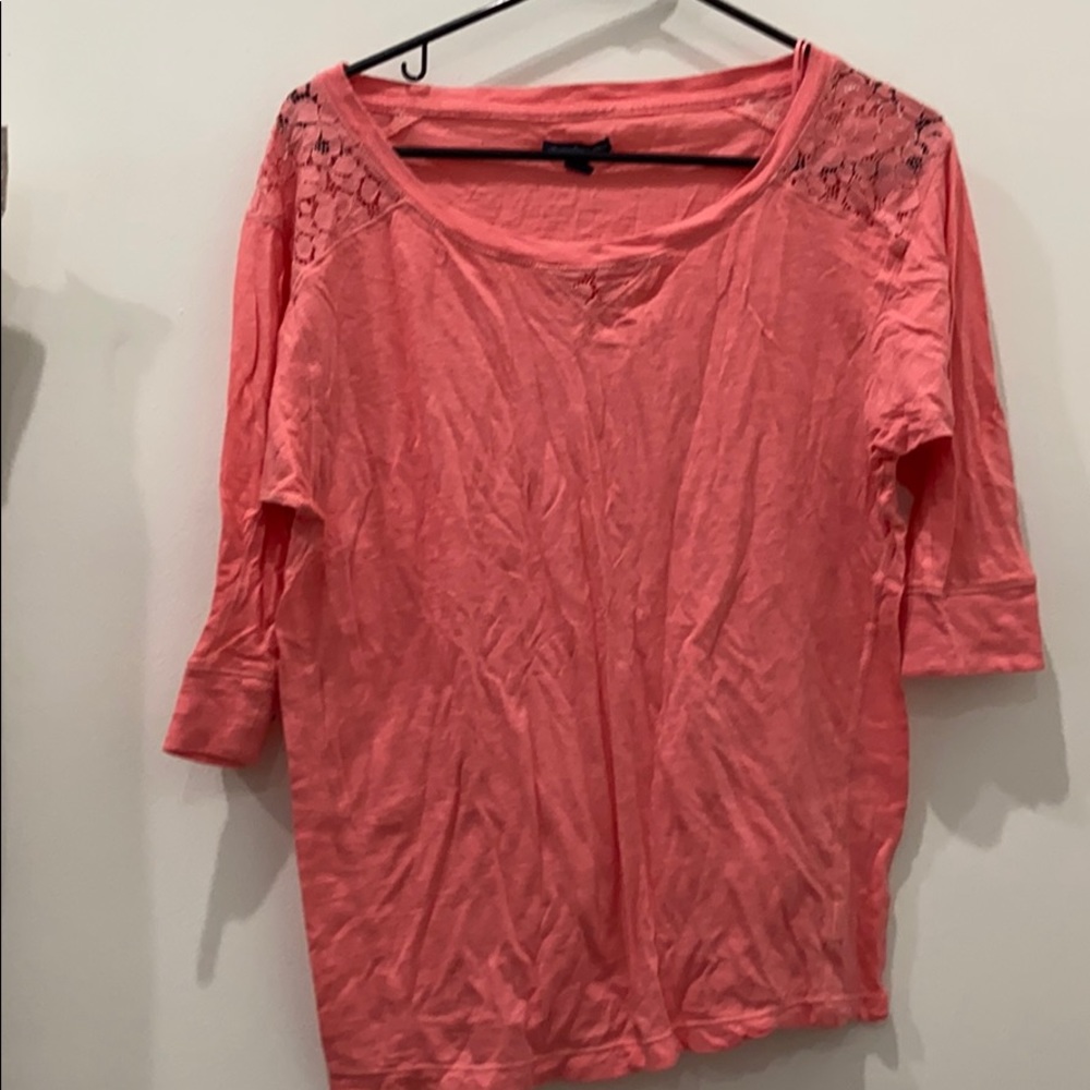 American eagle light pink tee